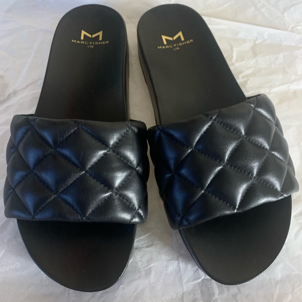 Marc Fisher LTD Imenal slide sandal black size 7